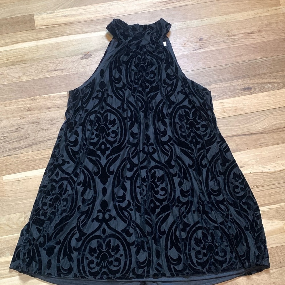 Francesca’s Halter Neck Sleeveless Velvet Burnout Mini Dress Black Women’s M
